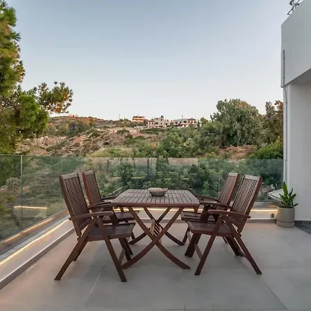 아파트 Stelianas House Floor With Private Jacuzzi 리가리아